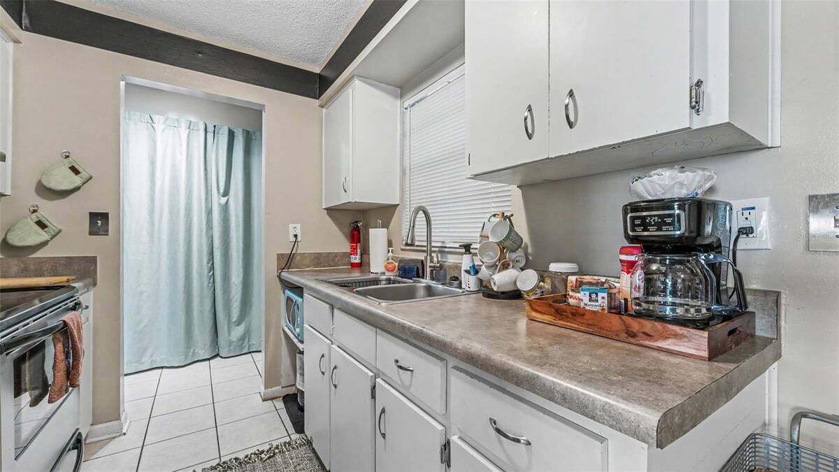 733-735 Longfellow Boulevard, Lakeland, FL 33801