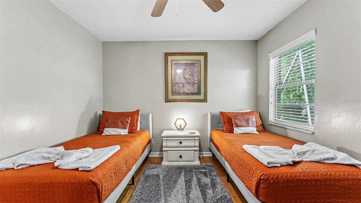 733-735 Longfellow Boulevard, Lakeland, FL 33801