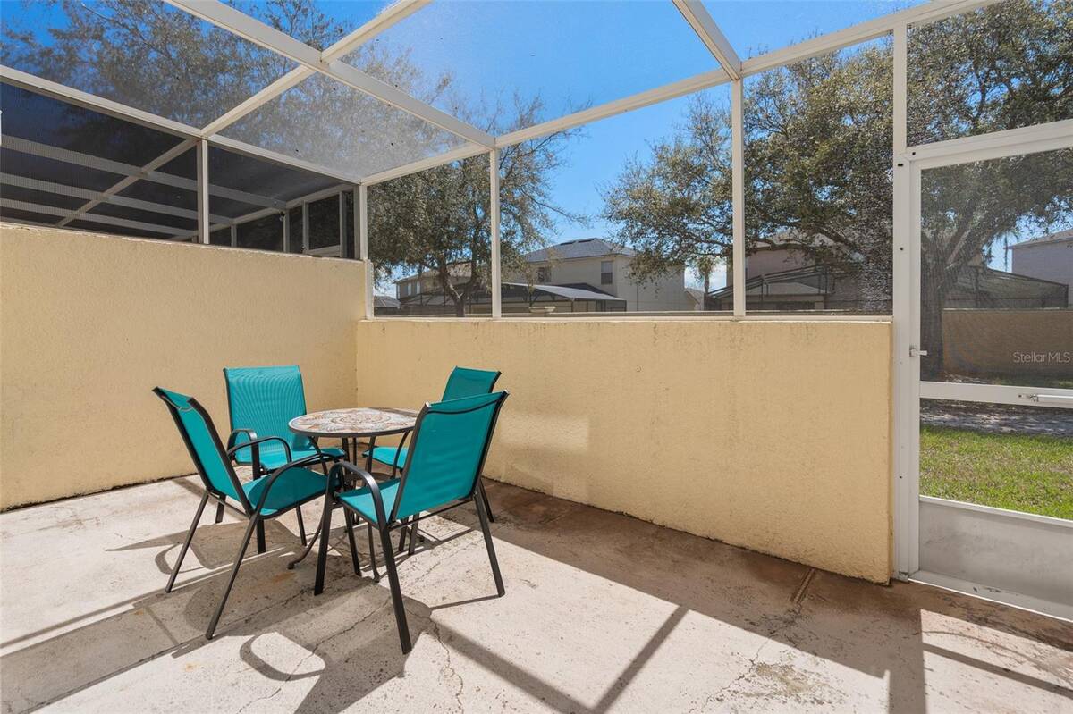 1204 S Beach Cir, Kissimmee, FL 34746