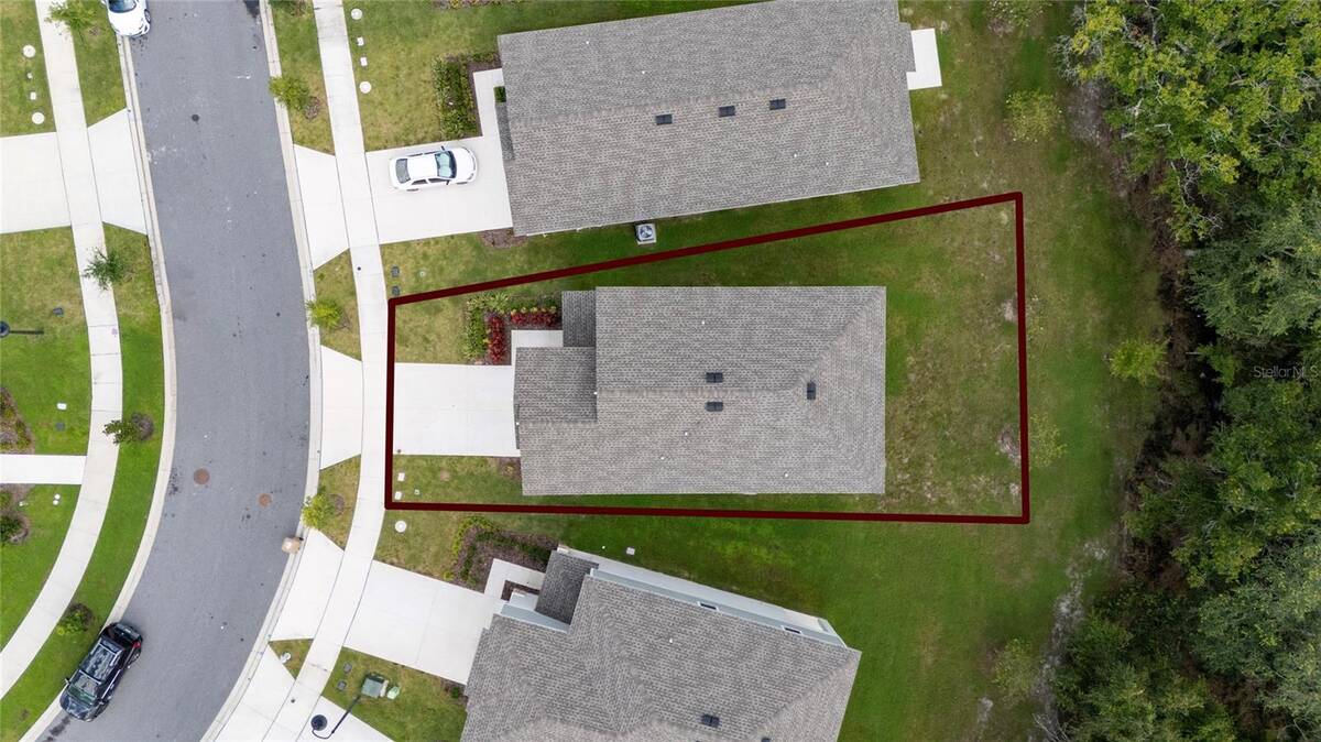4385 Twisted Twig Bend, Kissimmee, FL 34746