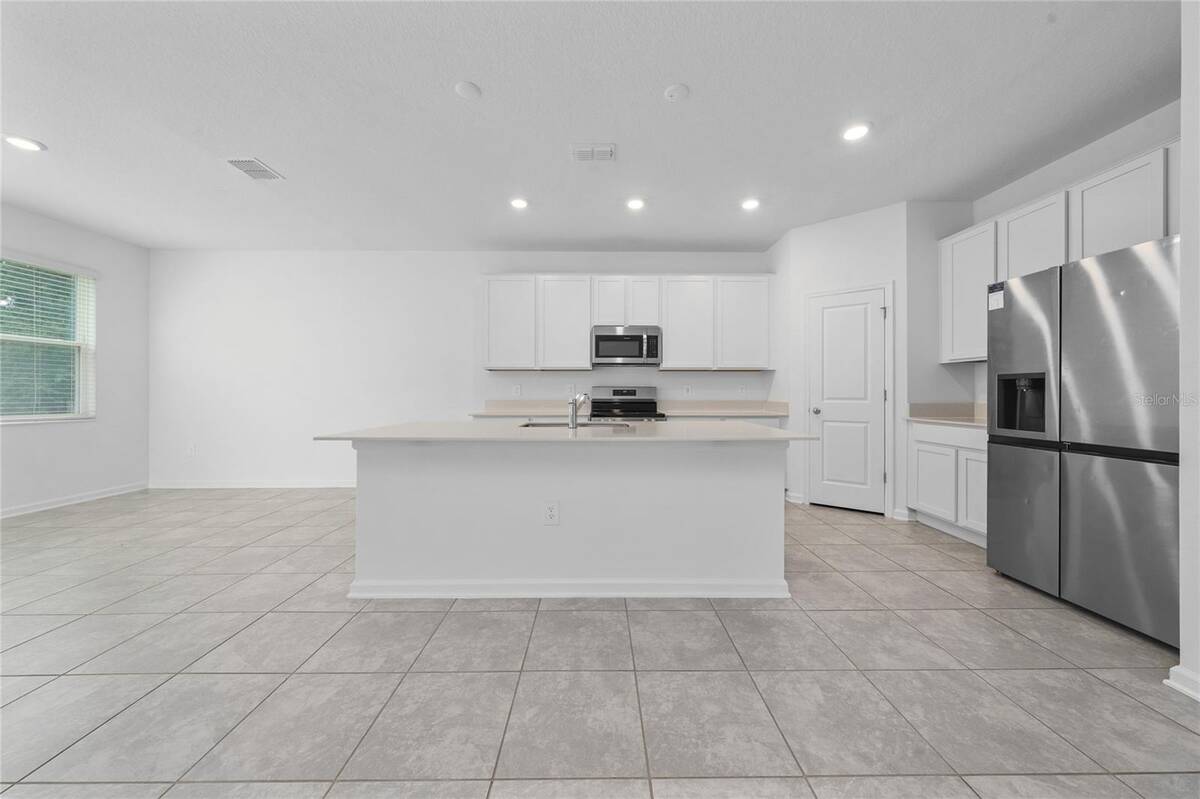 4385 Twisted Twig Bend, Kissimmee, FL 34746