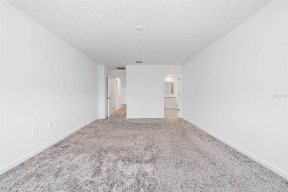 4385 Twisted Twig Bend, Kissimmee, FL 34746