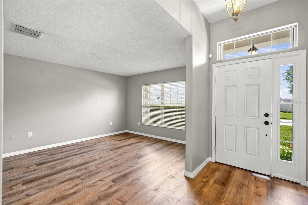 856 Franconville Court, Kissimmee, FL 34759