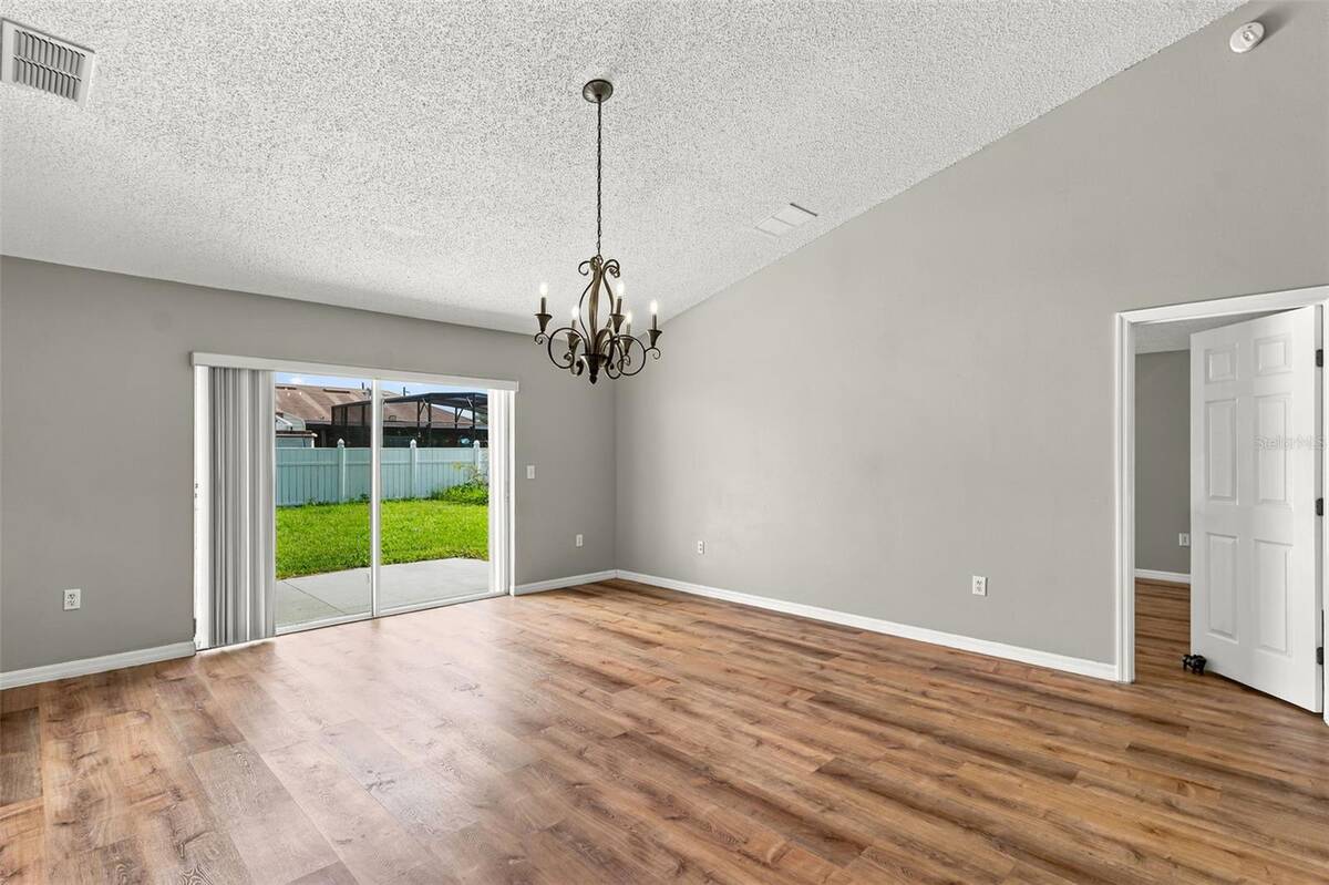 856 Franconville Court, Kissimmee, FL 34759