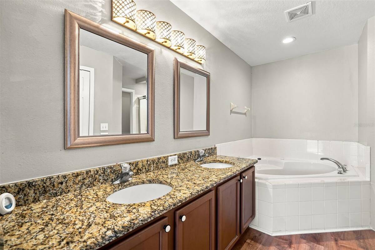 856 Franconville Court, Kissimmee, FL 34759