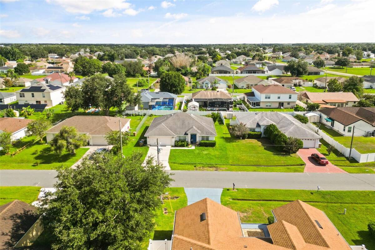 856 Franconville Court, Kissimmee, FL 34759