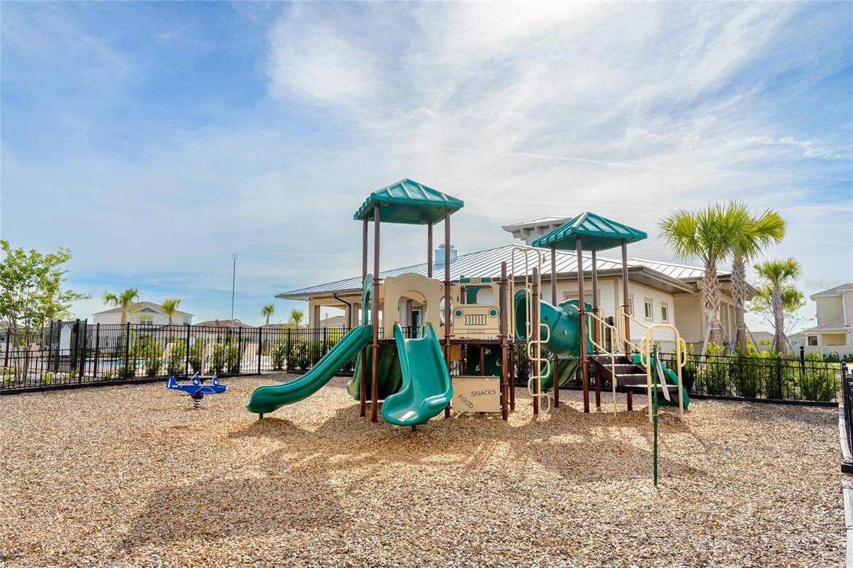 2579 Relaxing Lane, Kissimmee, FL 34744