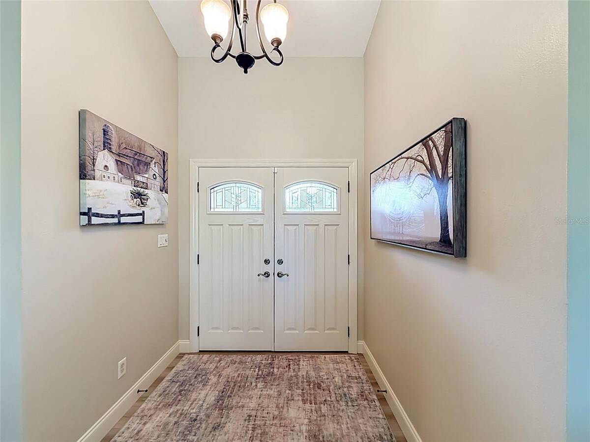 25543 Maurepas Lane, Leesburg, FL 34748