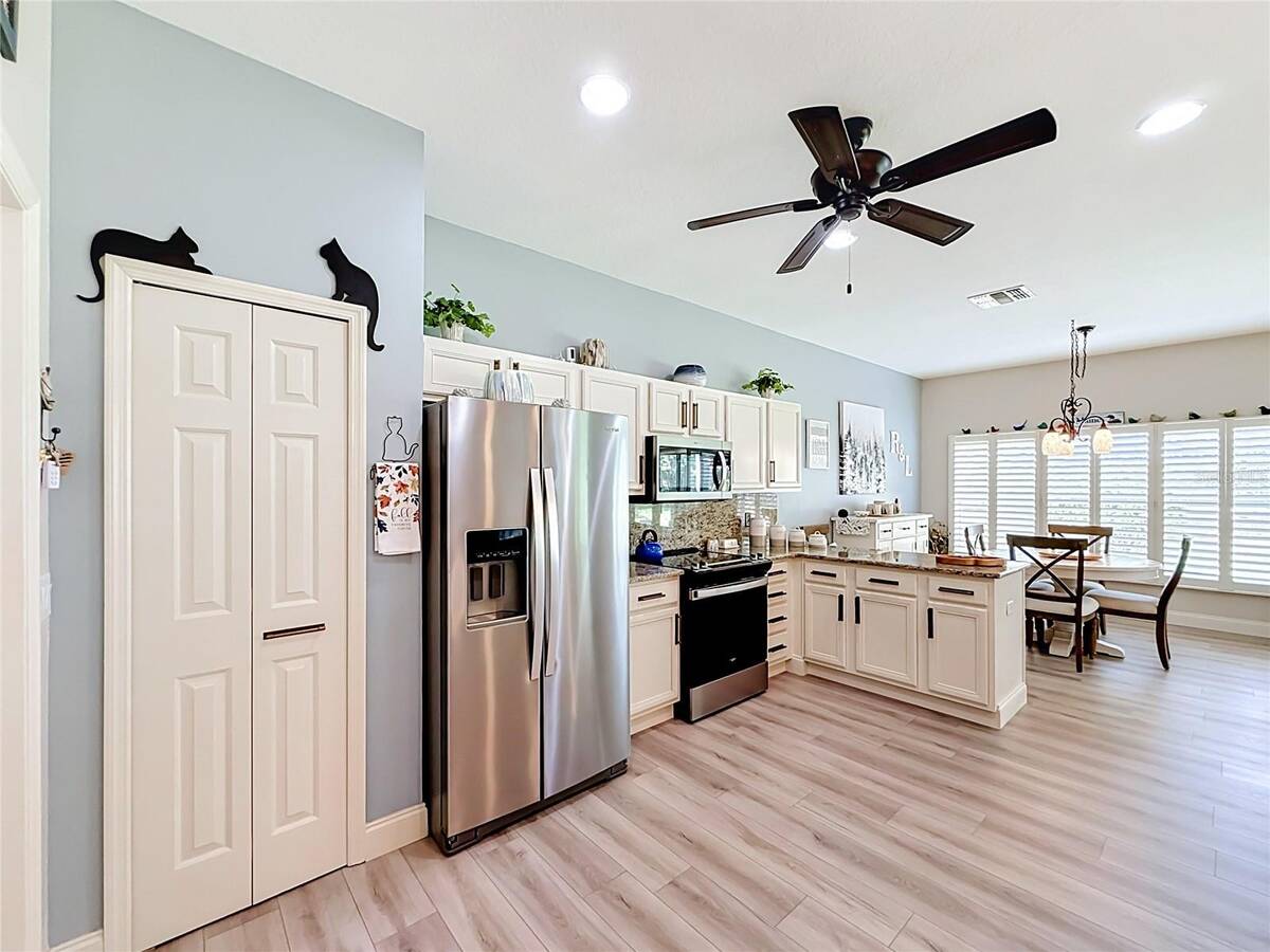 25543 Maurepas Lane, Leesburg, FL 34748