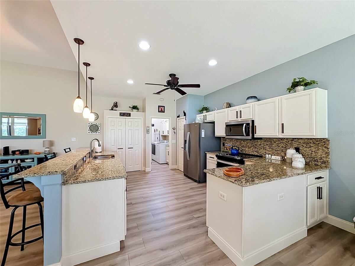25543 Maurepas Lane, Leesburg, FL 34748