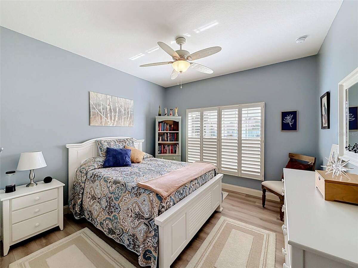 25543 Maurepas Lane, Leesburg, FL 34748