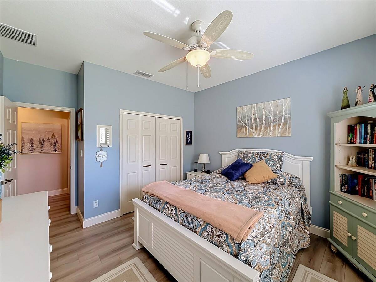 25543 Maurepas Lane, Leesburg, FL 34748