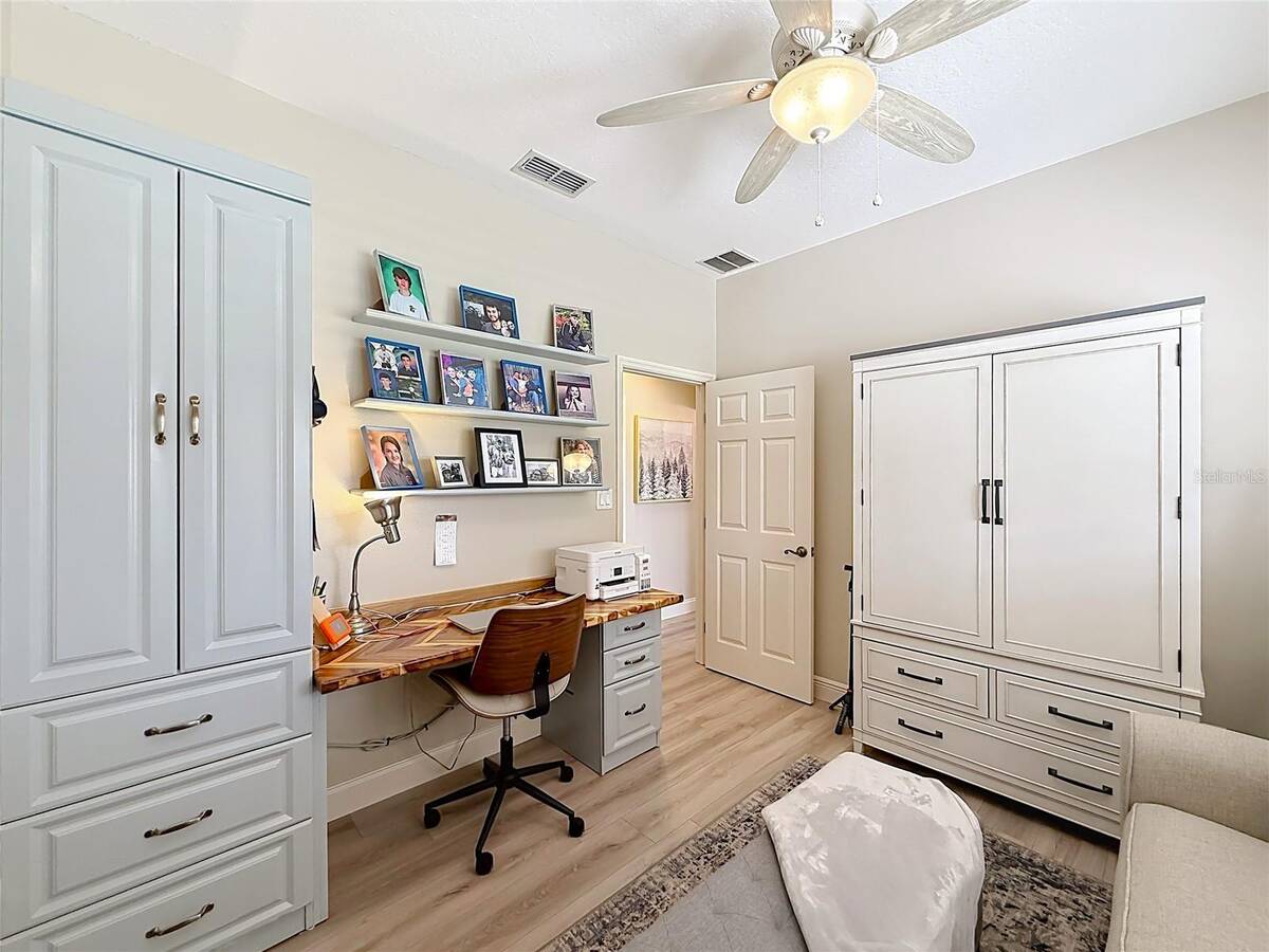 25543 Maurepas Lane, Leesburg, FL 34748