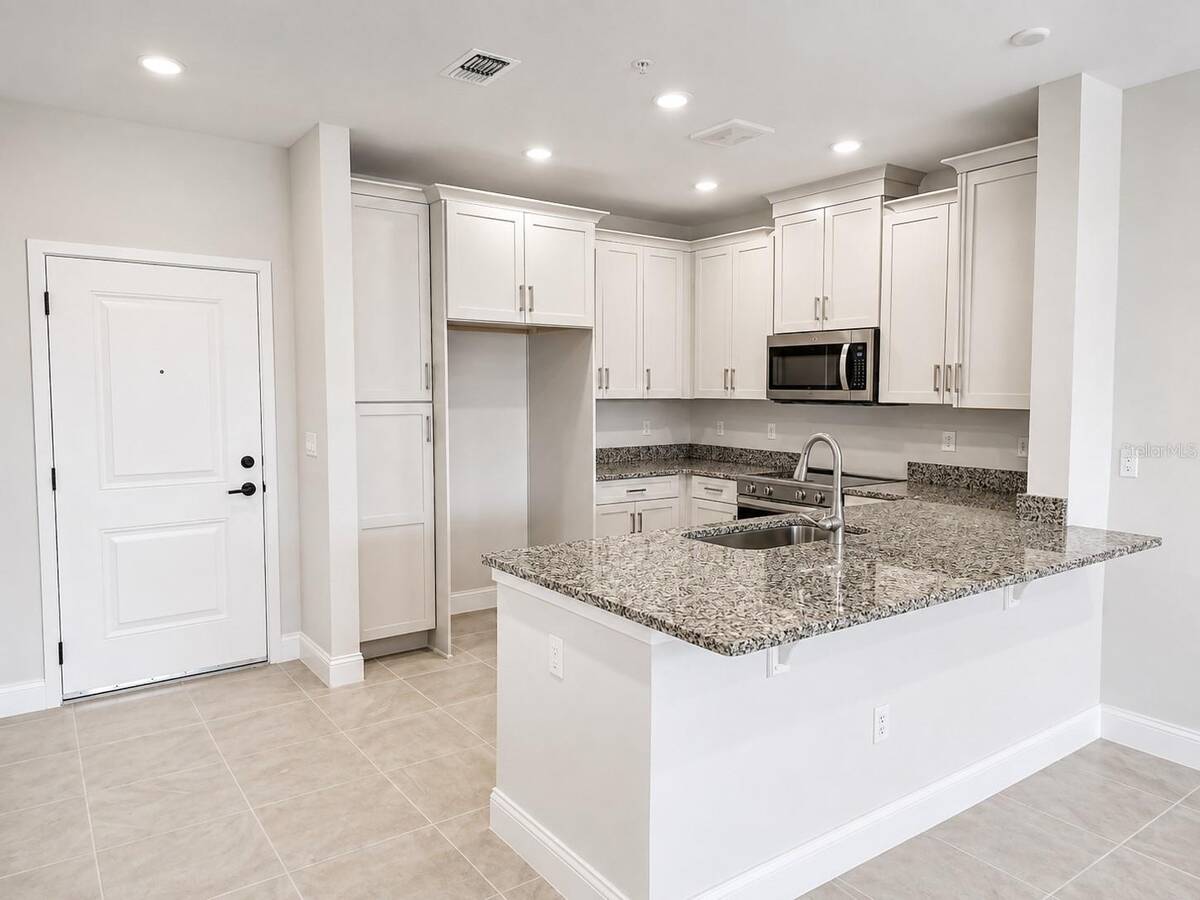 7545 Laureate Boulevard, #7208, Orlando, FL 32827