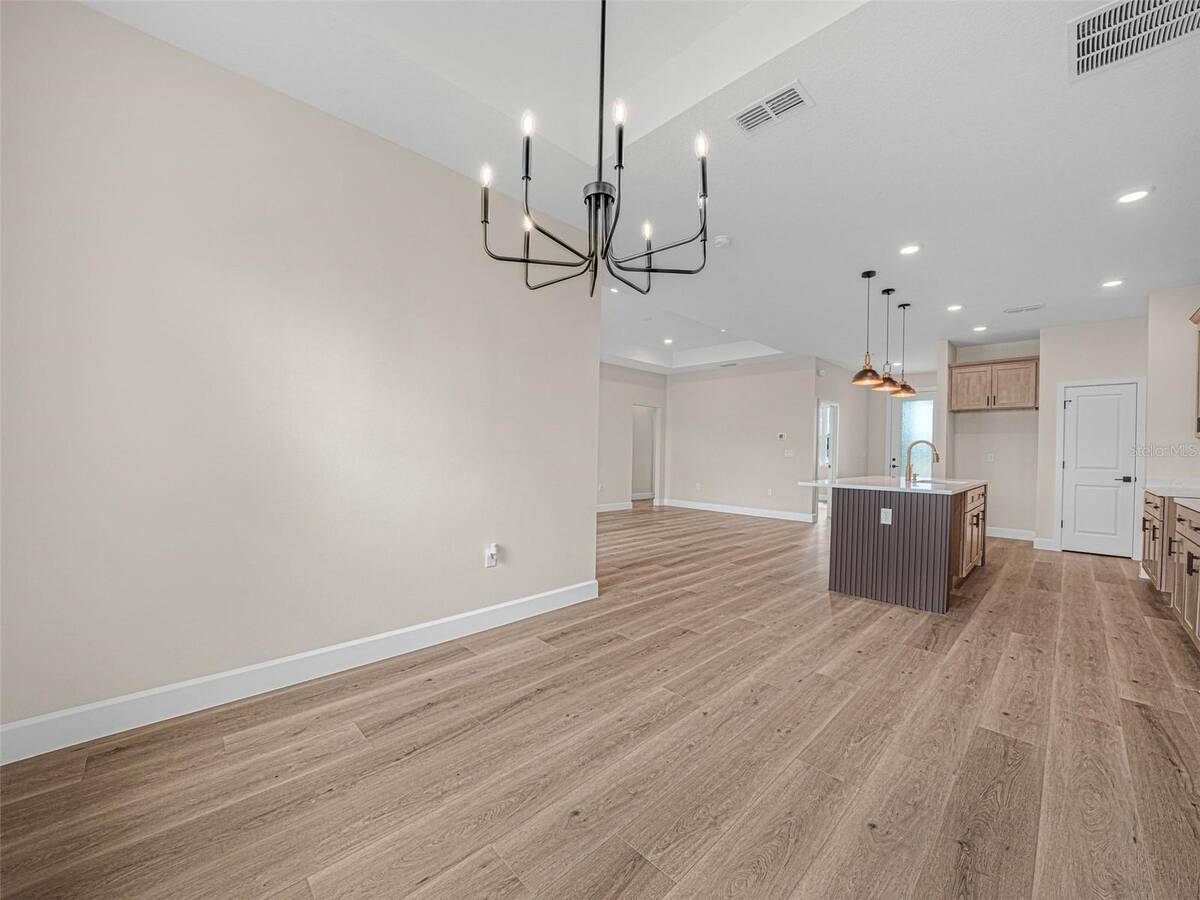 325 Costa Bravo Drive, Sebring, FL 33876