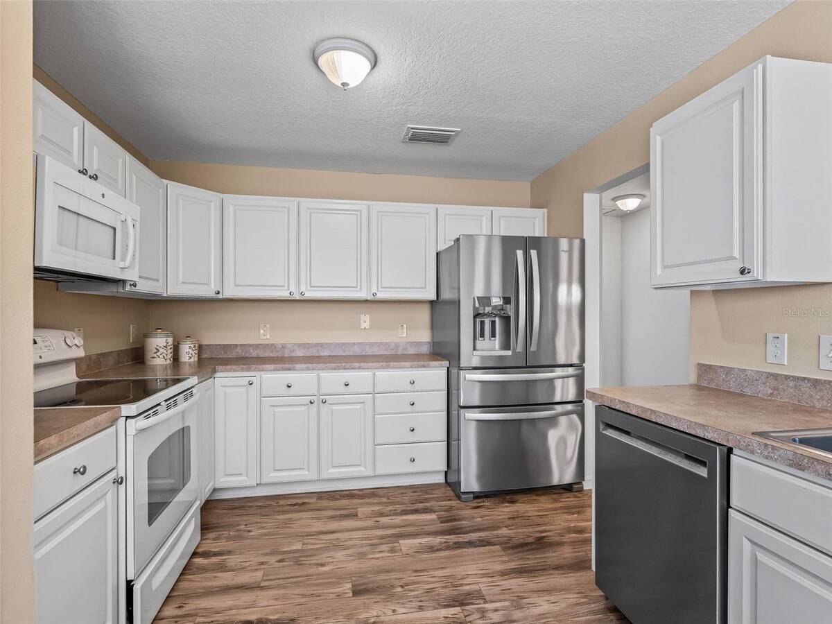 1906 Harston Trail, The Villages, FL 32162