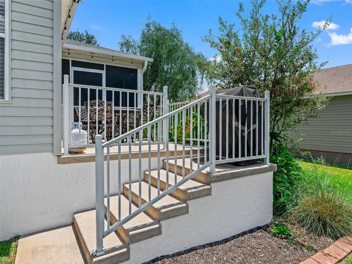 1906 Harston Trail, The Villages, FL 32162