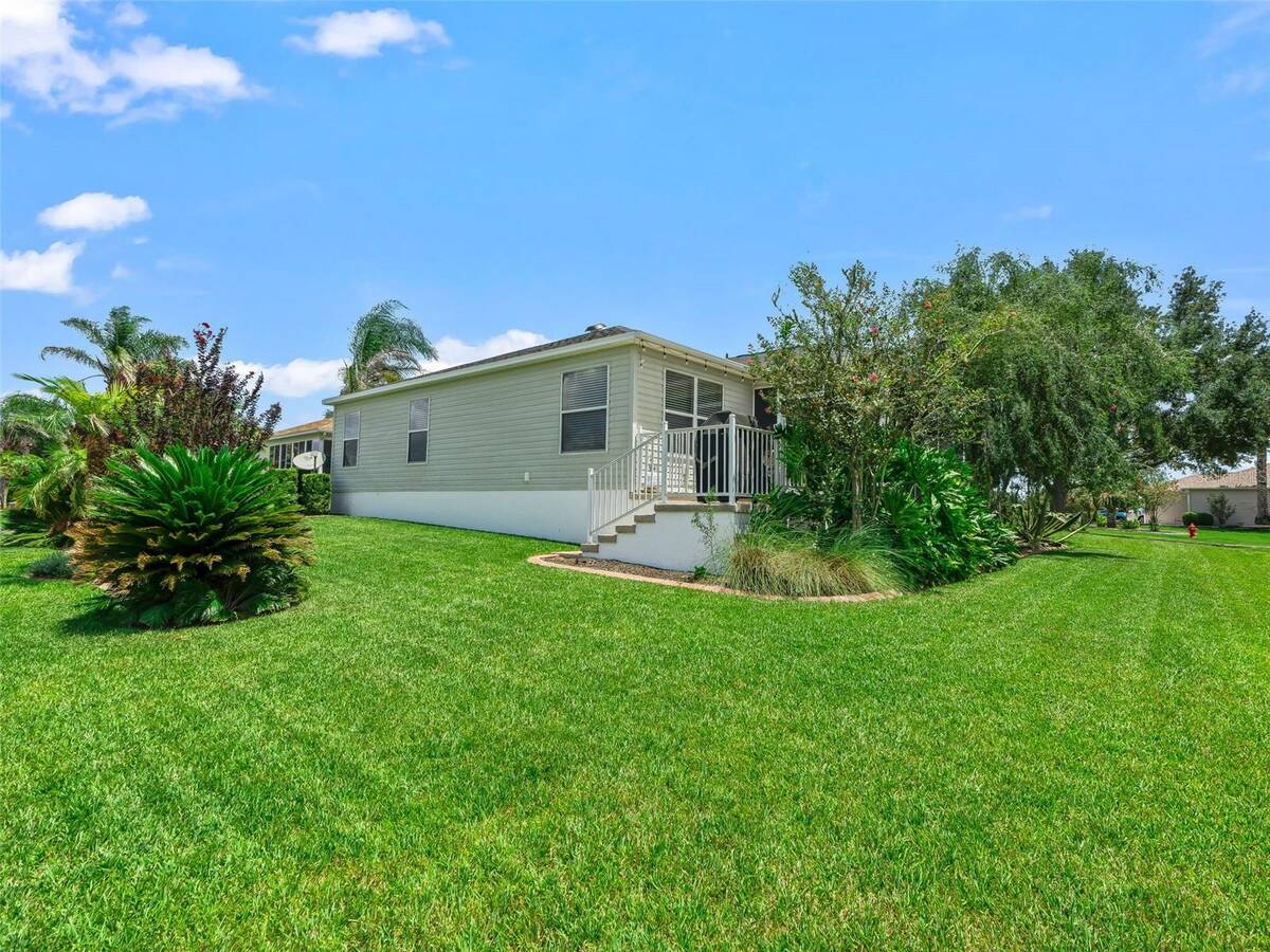1906 Harston Trail, The Villages, FL 32162