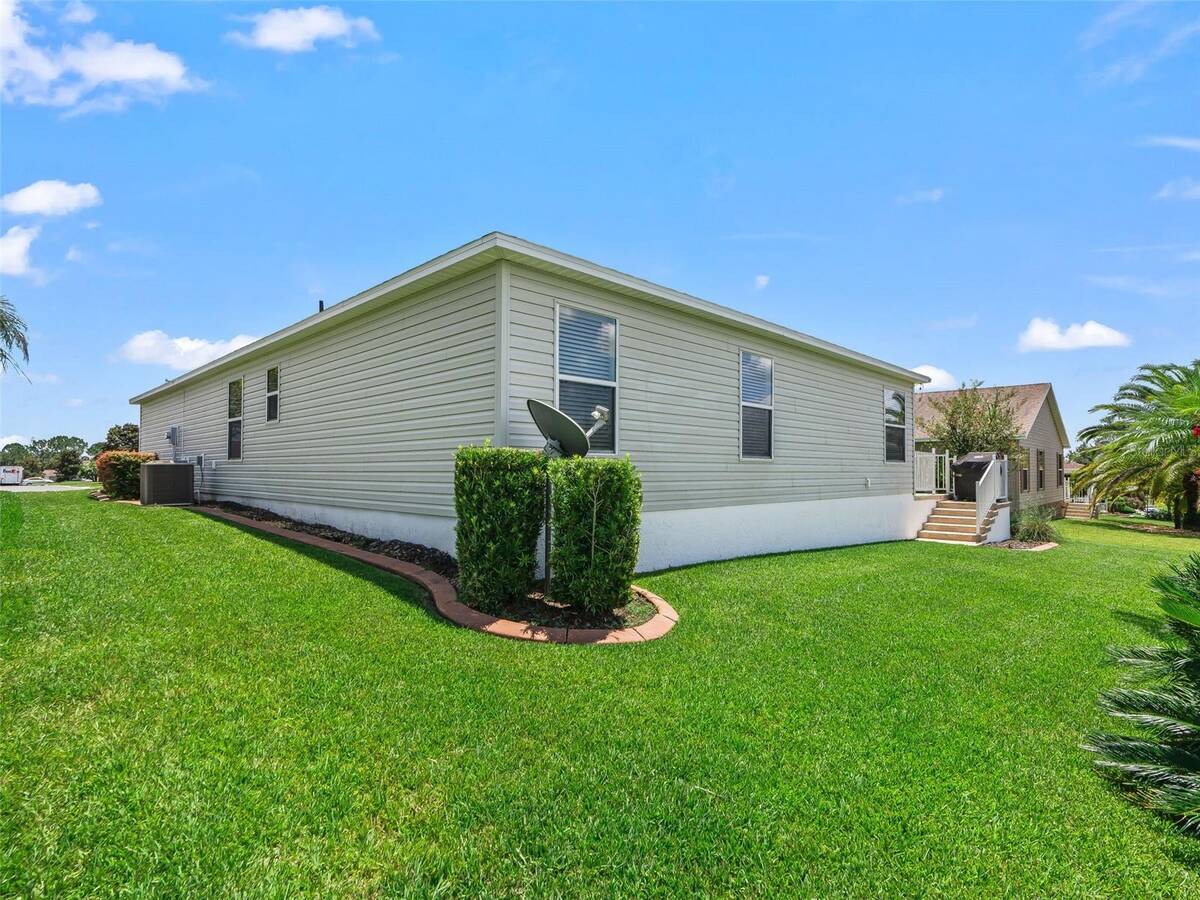 1906 Harston Trail, The Villages, FL 32162