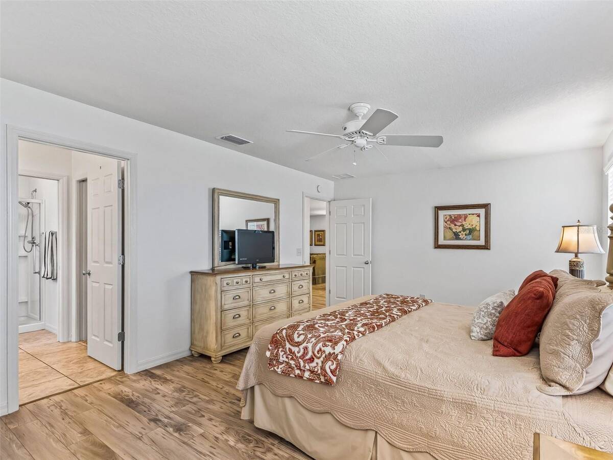 1906 Harston Trail, The Villages, FL 32162