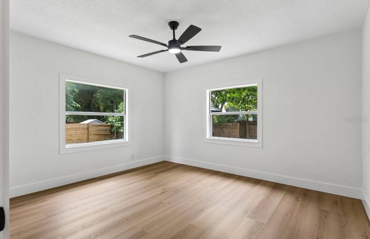 1910 Curry Ford Road, Orlando, FL 32806