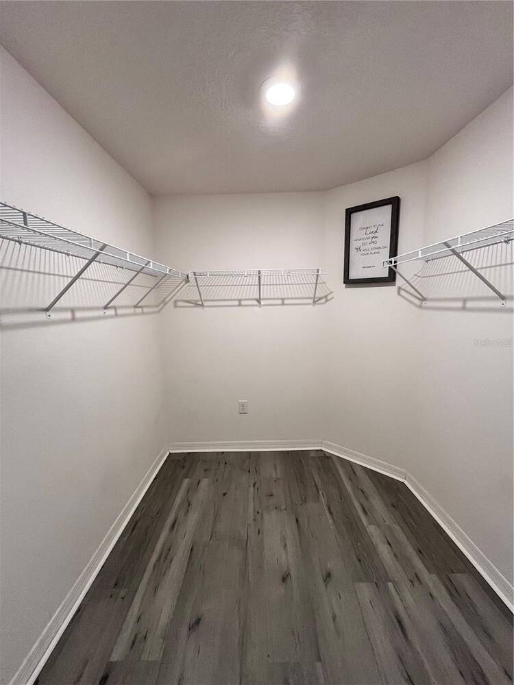 2121 Hibiscus Place, Poinciana, FL 34759
