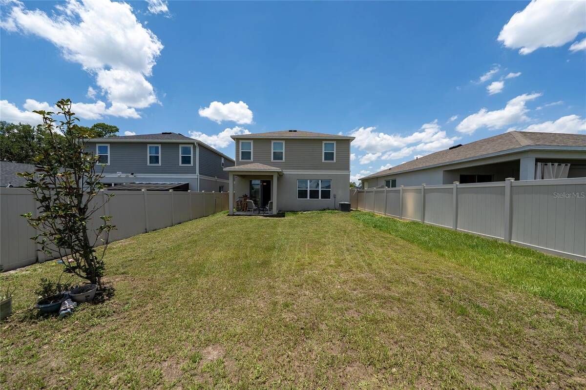 211 Ash Way, Auburndale, FL 33823