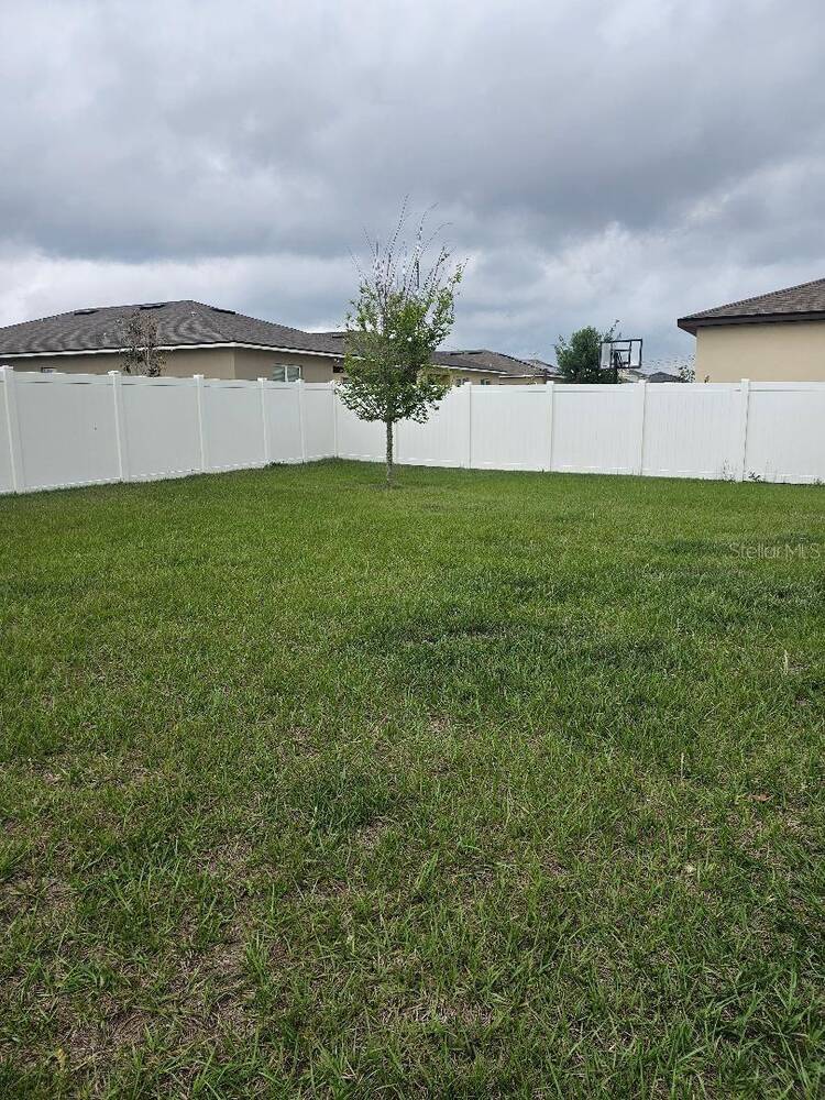 5605 Blowing Wind Place, St Cloud, FL 34771