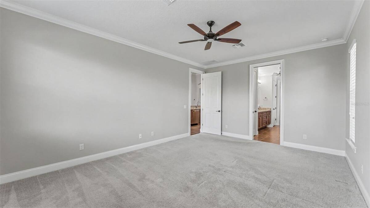7783 Lake James Boulevard, Lakeland, FL 33810