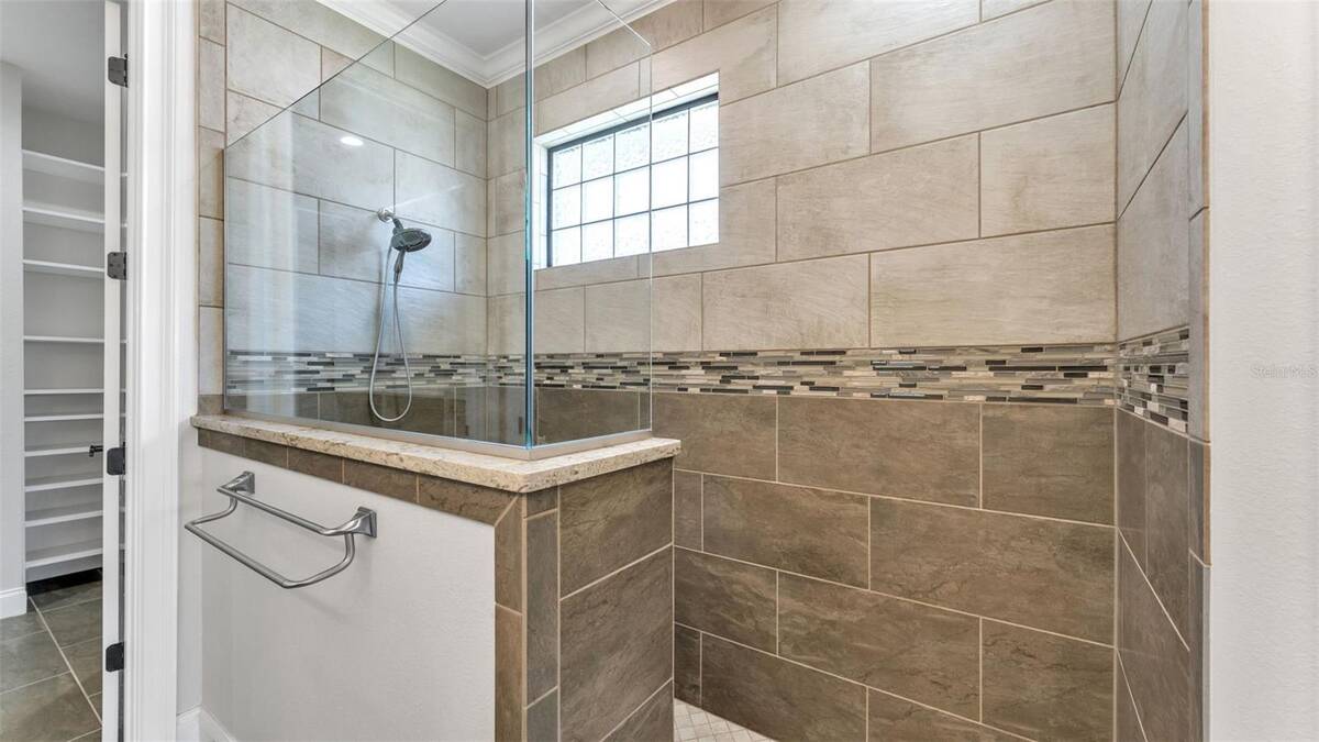 7783 Lake James Boulevard, Lakeland, FL 33810