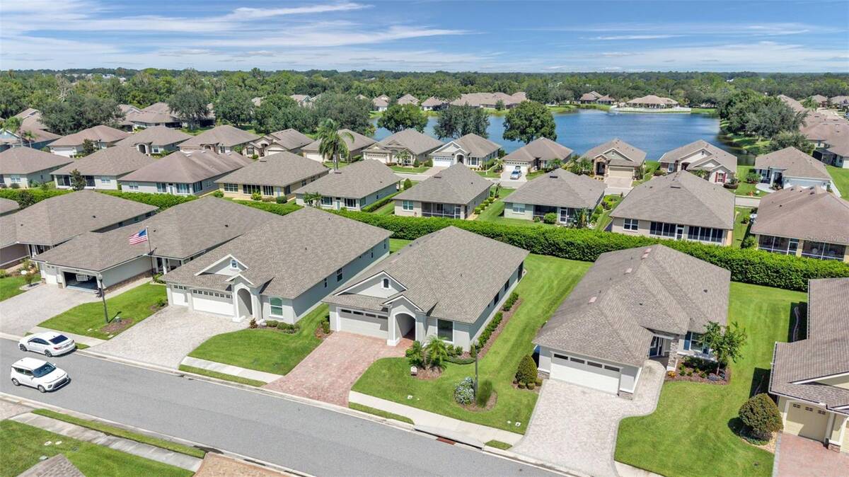 7783 Lake James Boulevard, Lakeland, FL 33810