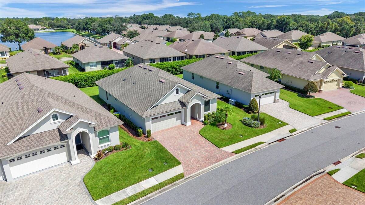 7783 Lake James Boulevard, Lakeland, FL 33810