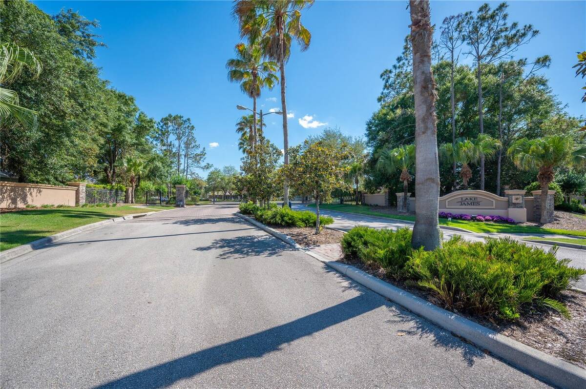 7783 Lake James Boulevard, Lakeland, FL 33810