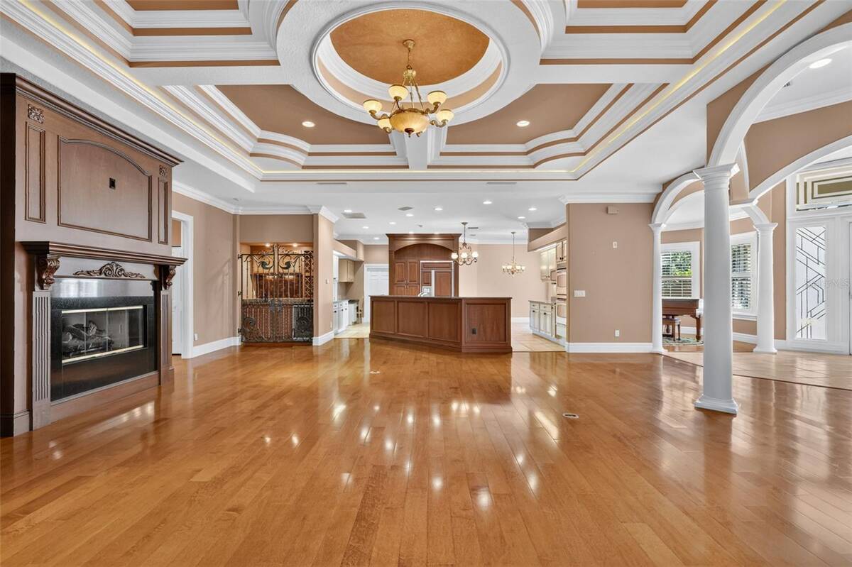 2220 Se Mill Creek Circle, Ocala, FL 34471