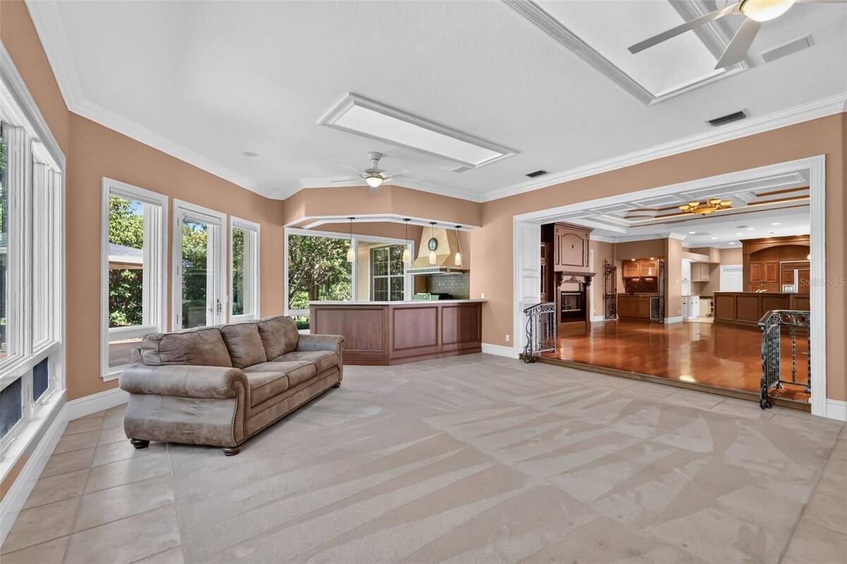 2220 Se Mill Creek Circle, Ocala, FL 34471
