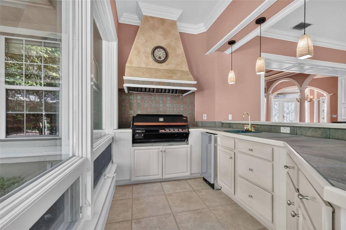 2220 Se Mill Creek Circle, Ocala, FL 34471