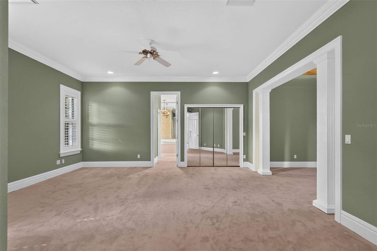 2220 Se Mill Creek Circle, Ocala, FL 34471