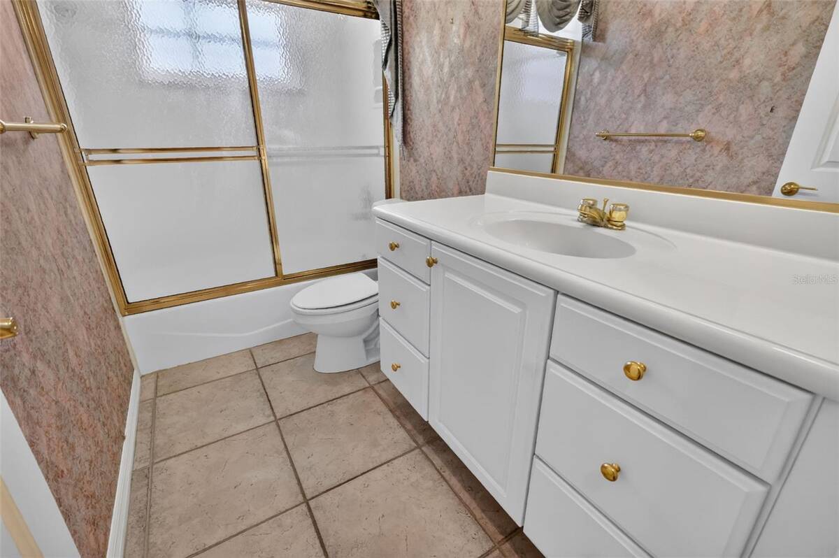 2220 Se Mill Creek Circle, Ocala, FL 34471
