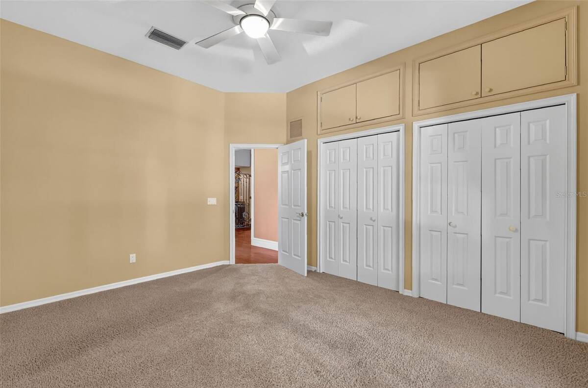 2220 Se Mill Creek Circle, Ocala, FL 34471