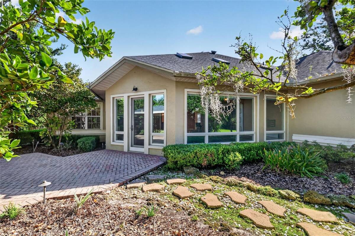 2220 Se Mill Creek Circle, Ocala, FL 34471