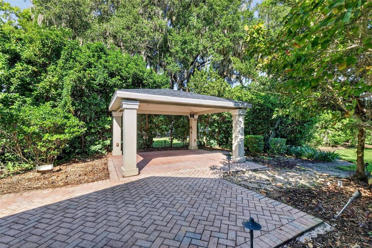 2220 Se Mill Creek Circle, Ocala, FL 34471