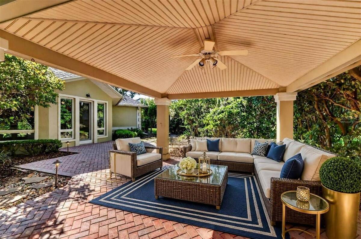 2220 Se Mill Creek Circle, Ocala, FL 34471