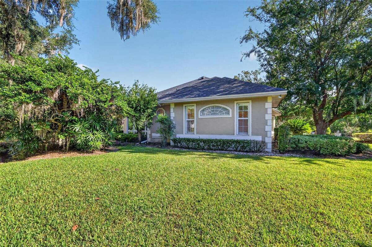 2220 Se Mill Creek Circle, Ocala, FL 34471