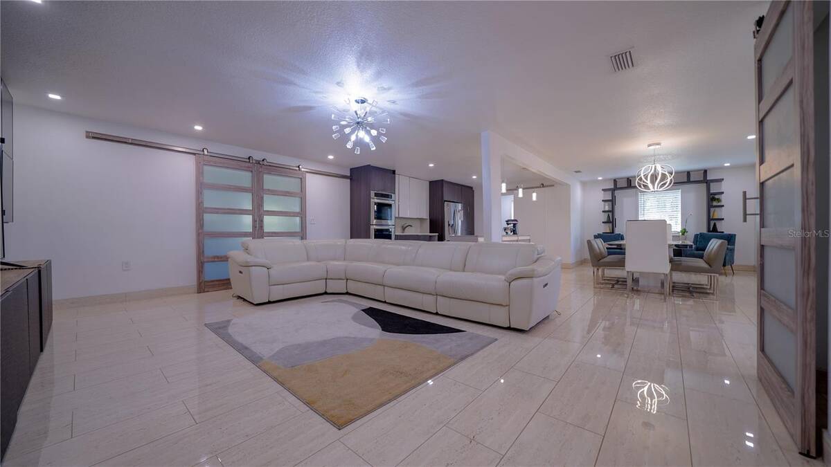5160 Haywood Ruffin Road, St Cloud, FL 34771