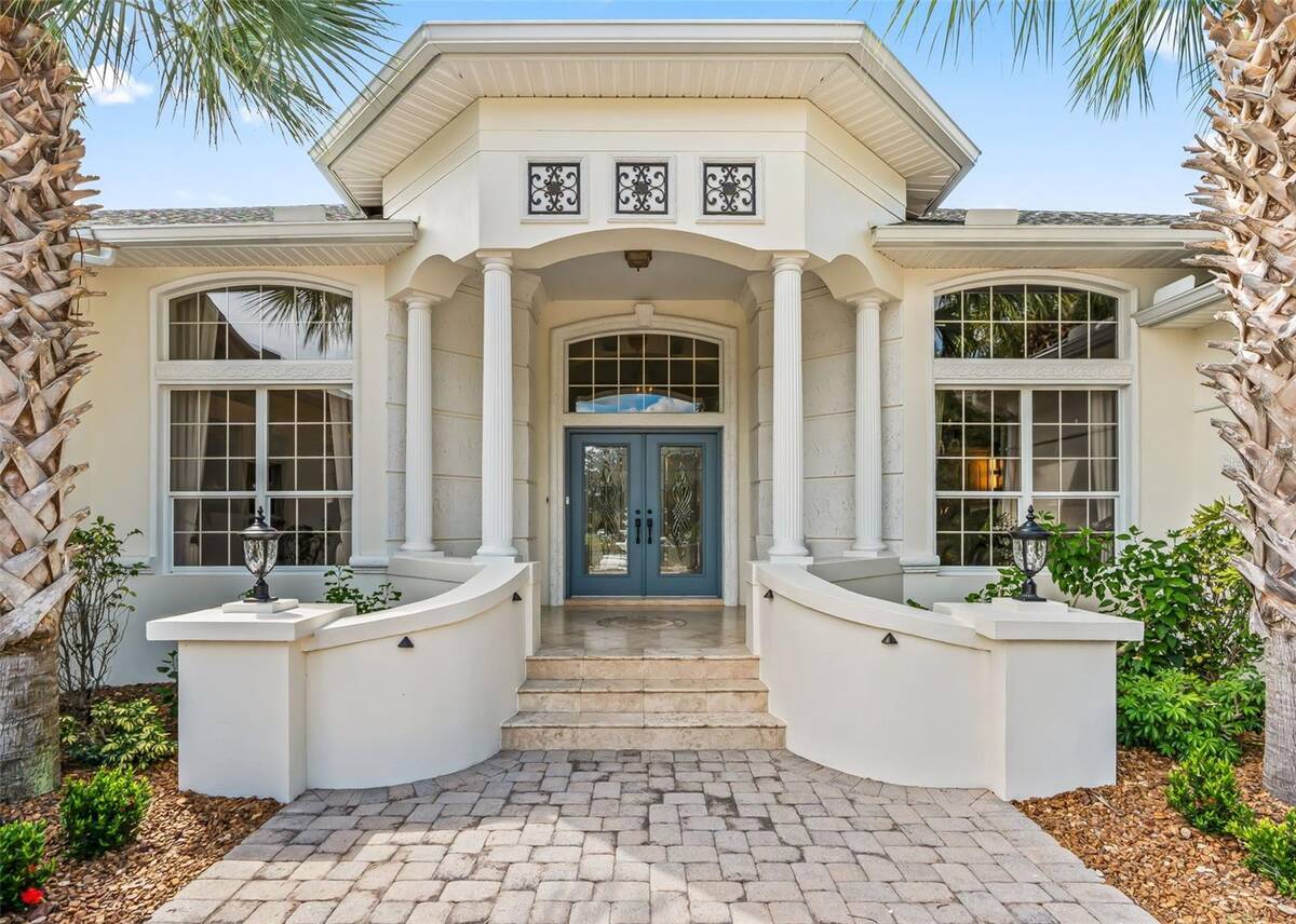 2917 Larranaga Drive, The Villages, FL 32162