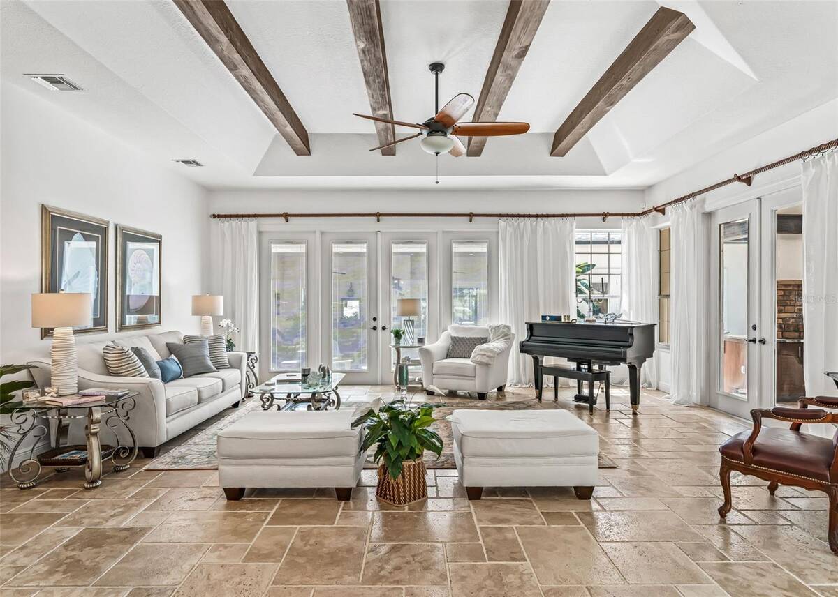 2917 Larranaga Drive, The Villages, FL 32162