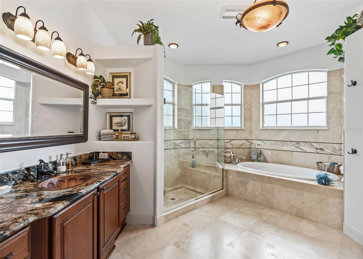 2917 Larranaga Drive, The Villages, FL 32162