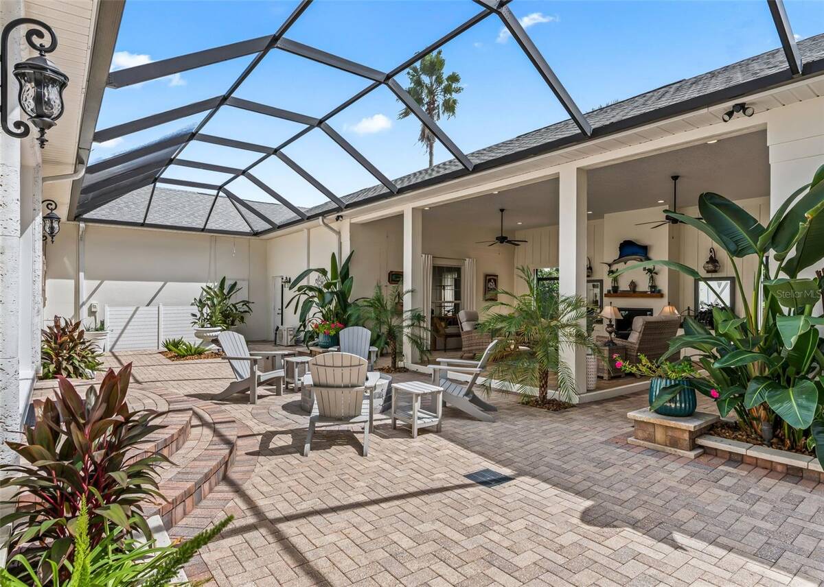 2917 Larranaga Drive, The Villages, FL 32162