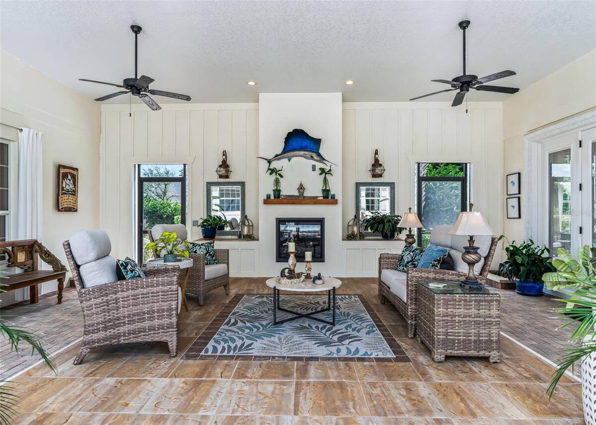 2917 Larranaga Drive, The Villages, FL 32162