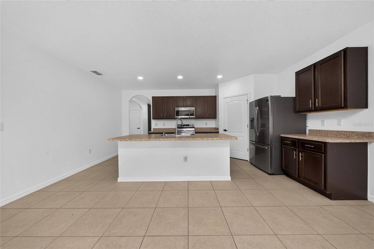 238 Minniehaha Circle, Haines City, FL 33844
